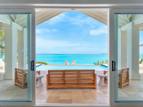 Luxurious 7-Bedroom Beachfront Retreat in Little Exuma, Bahamas